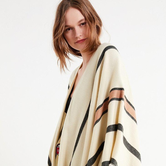 Modern Stripe Brushed Poncho - Picture 5 of 6